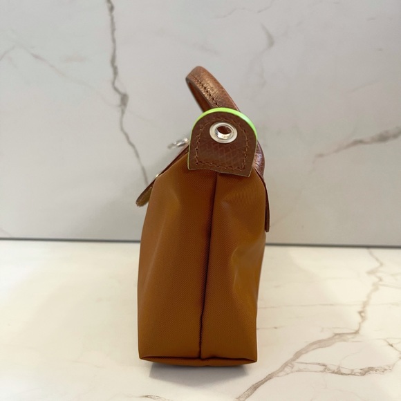 LONGCHAMP Le Pliage Pouch with Handle With Crossbody Strap - Picture 7 of 16